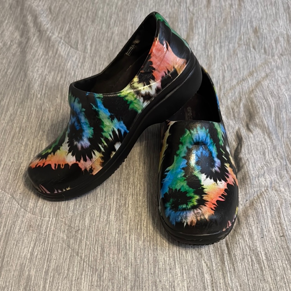 Colorful Tie-Dye Women's Clog